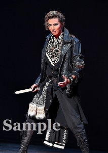 極美慎 舞台写真／星組御園座公演『王家に捧ぐ歌』