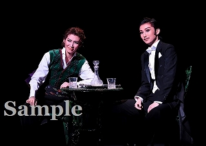 瀬央・綺城 舞台写真／星組KAAT神奈川芸術劇場公演『ザ・ジェントル・ライアー～英国的、紳士と淑女のゲーム～』