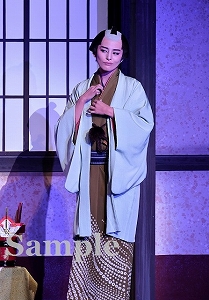 朝美絢 舞台写真／雪組大劇場公演『夢介千両みやげ』『Sensational!』