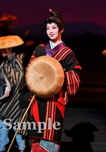 朝月希和 舞台写真／雪組大劇場公演『夢介千両みやげ』『Sensational!』