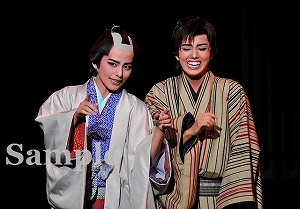 彩風・朝美 舞台写真／雪組大劇場公演『夢介千両みやげ』『Sensational!』