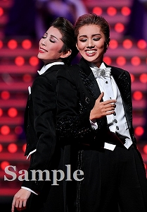 彩風・綾 舞台写真／雪組大劇場公演『夢介千両みやげ』『Sensational!』