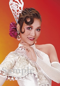 澪乃桜季 スチール写真／星組公演『めぐり会いは再び next generation―真夜中の依頼人―』『Gran Cantante!!』