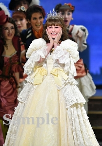 舞空瞳 舞台写真／星組大劇場公演『めぐり会いは再び next generation―真夜中の依頼人―』『Gran Cantante!!』