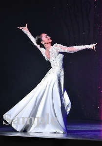 舞空瞳 舞台写真／星組大劇場公演『めぐり会いは再び next generation―真夜中の依頼人―』『Gran Cantante!!』