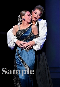 礼・音波 舞台写真／星組大劇場公演『めぐり会いは再び next generation―真夜中の依頼人―』『Gran Cantante!!』