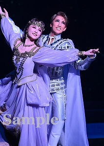 真風・潤 舞台写真／宙組東京公演『NEVER SAY GOODBYE』