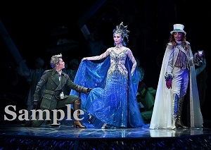 月城・鳳月・海乃 舞台写真／月組舞浜アンフィシアター公演『Rain on Neptune』