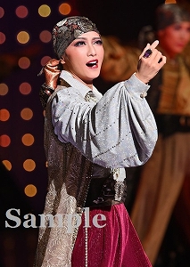 礼真琴 舞台写真／星組東京公演『めぐり会いは再び next generation―真夜中の依頼人―』『Gran Cantante!!』