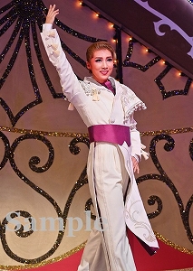 天華えま 舞台写真／星組東京公演『めぐり会いは再び next generation―真夜中の依頼人―』『Gran Cantante!!』