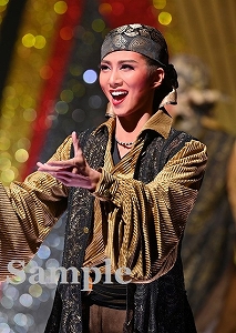 極美慎 舞台写真／星組東京公演『めぐり会いは再び next generation―真夜中の依頼人―』『Gran Cantante!!』