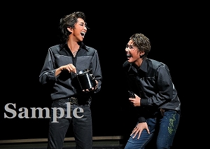 桜木・瑠風 舞台写真／宙組東京建物 Brillia HALL公演『カルト・ワイン』