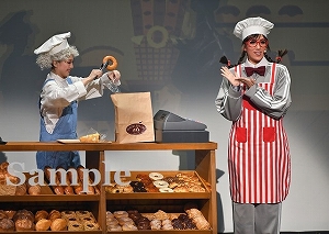 真風・小春乃 舞台写真／宙組東京ガーデンシアター公演『FLY WITH ME』