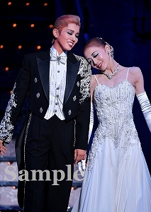 彩風・朝月 舞台写真／雪組梅田芸術劇場メインホール公演『ODYSSEY―The Age of Discovery―』