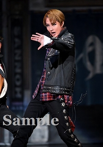 亜音有星 舞台写真／宙組新人公演『HiGH&LOW ―THE PREQUEL―』