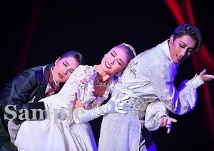 真風・芹香・潤 舞台写真／宙組東京公演『HiGH&LOW ―THE PREQUEL―』『Capricciosa!!』