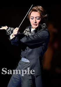 望海風斗A L判5枚組舞台写真／雪組東京公演『fff―フォルティッシッシモ―』『シルクロード～盗賊と宝石～』