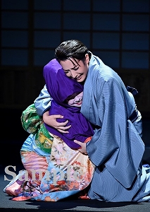 帆純・朝葉 舞台写真／花組バウホール公演『殉情』（主演：帆純まひろ）