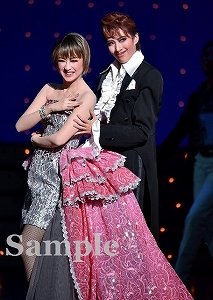 永久輝・星風 舞台写真／花組全国ツアー公演『フィレンツェに燃える』『Fashionable Empire』