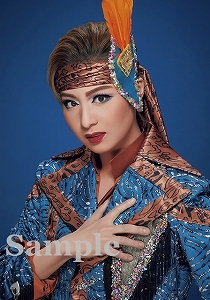 朱紫令真 スチール写真／星組公演『ディミトリ～曙光に散る、紫の花～』『JAGUAR BEAT―ジャガービート―』