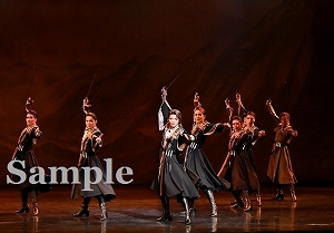 礼　他 舞台写真／星組大劇場公演『ディミトリ～曙光に散る、紫の花～』『JAGUAR BEAT―ジャガービート―』