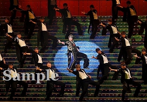 礼　他 舞台写真／星組大劇場公演『ディミトリ～曙光に散る、紫の花～』『JAGUAR BEAT―ジャガービート―』