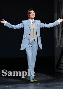 鳳月杏 舞台写真／月組KAAT神奈川芸術劇場公演『ELPIDIO』