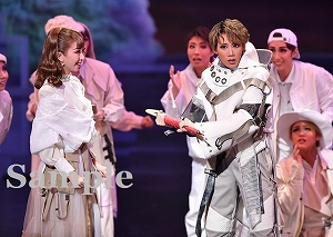 鷹翔・山吹 舞台写真／宙組宝塚バウホール公演『夢現の先に』