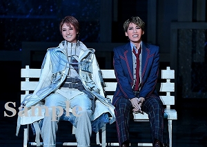 鷹翔・亜音 舞台写真／宙組宝塚バウホール公演『夢現の先に』