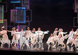 鷹翔　他 舞台写真／宙組宝塚バウホール公演『夢現の先に』