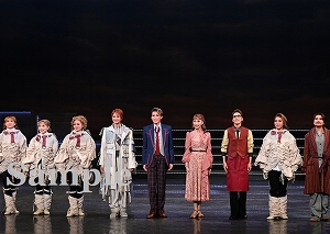 フィナーレ 舞台写真／宙組宝塚バウホール公演『夢現の先に』