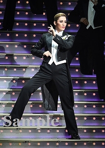 月城かなとA 千秋楽2L5枚組舞台写真