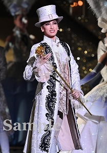 柚香光 舞台写真／花組大劇場公演『うたかたの恋