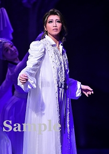 礼真琴 舞台写真／星組東京公演『ディミトリ～曙光に散る、紫の花～』『JAGUAR BEAT―ジャガービート―』