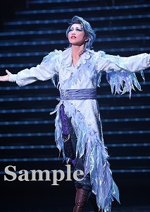 礼真琴 舞台写真／星組東京公演『ディミトリ～曙光に散る、紫の花～』『JAGUAR BEAT―ジャガービート―』