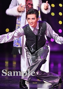 極美慎 舞台写真／星組東京公演『ディミトリ～曙光に散る、紫の花～』『JAGUAR BEAT―ジャガービート―』