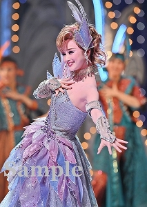 舞空瞳 舞台写真／星組東京公演『ディミトリ～曙光に散る、紫の花～』『JAGUAR BEAT―ジャガービート―』