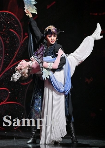 暁・舞空 舞台写真／星組東京公演『ディミトリ～曙光に散る、紫の花～』『JAGUAR BEAT―ジャガービート―』