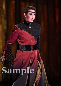 帆純まひろ 舞台写真／花組東京公演『うたかたの恋』『ENCHANTEMENT―華麗なる香水―』