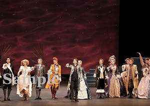 フィナーレ 舞台写真／雪組KAAT神奈川芸術劇場公演『海辺のストルーエンセ』