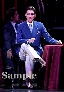 真風涼帆 舞台写真／宙組大劇場公演『カジノ・ロワイヤル～我が名はボンド～』