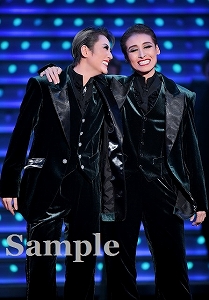 芹香・寿 舞台写真／宙組大劇場公演『カジノ・ロワイヤル～我が名はボンド～』