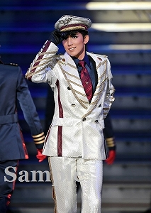 真風涼帆 舞台写真／「真風涼帆サヨナラショー」