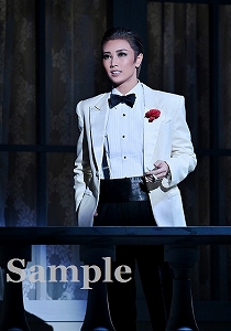 大路りせ 舞台写真／宙組新人公演『カジノ・ロワイヤル～我が名はボンド～』