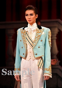 極美慎 舞台写真／星組全国ツアー公演『バレンシアの熱い花』『パッション・ダムール・アゲイン！』