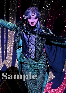 ＼半額SALE／ 極美慎 舞台写真／星組全国ツアー公演『バレンシアの熱い花 スーツ・フォーマル・ドレス