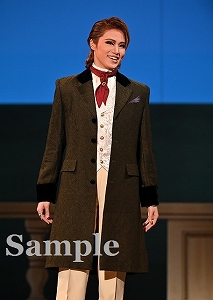 天飛華音 舞台写真／星組全国ツアー公演『バレンシアの熱い花』『パッション・ダムール・アゲイン！』