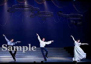 凪七・瀬央・舞空 舞台写真／星組全国ツアー公演『バレンシアの熱い花』『パッション・ダムール・アゲイン！』