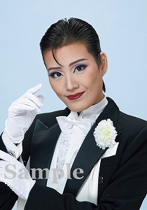 麻斗海伶 スチール写真／雪組公演『Lilacの夢路』『ジュエル・ド・パリ!!』