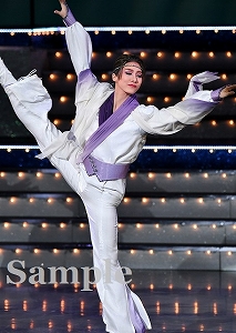 天華えま 舞台写真／星組宝塚バウホール公演『Stella Voice』